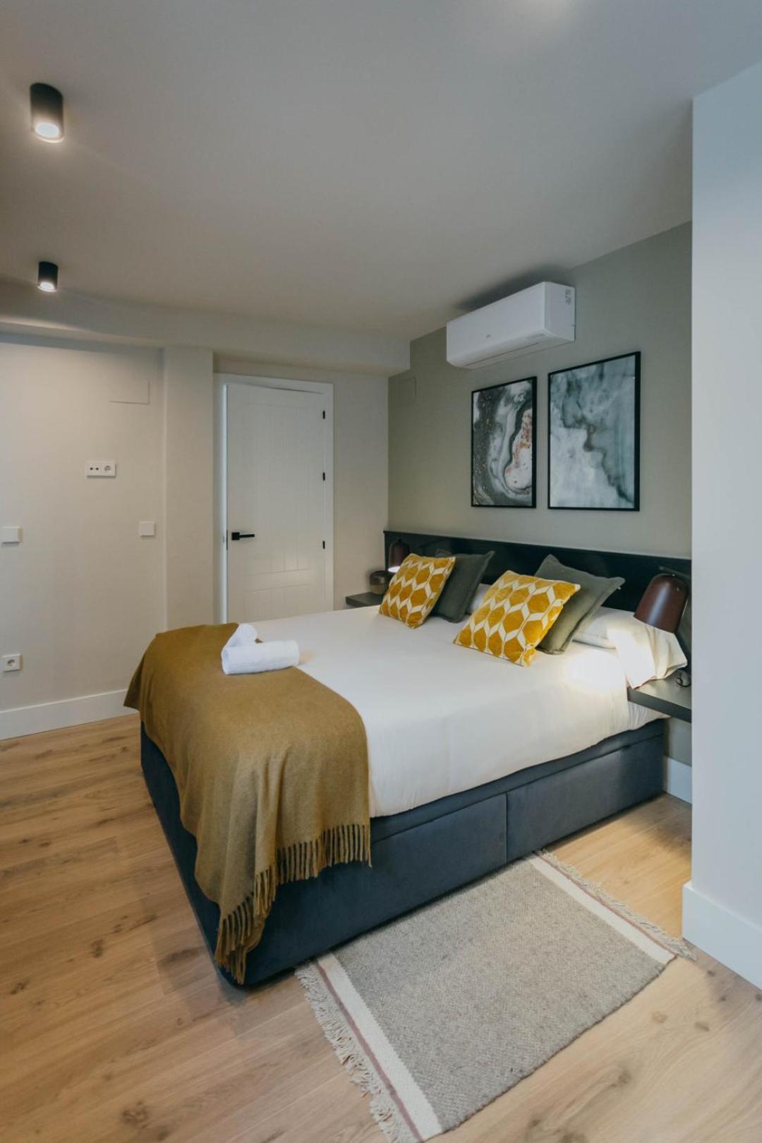 Elegant And Luxury 2Bd 2Bth- Alfalfa 塞维利亚 外观 照片