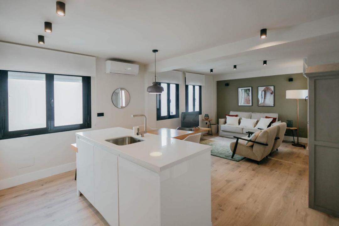 Elegant And Luxury 2Bd 2Bth- Alfalfa 塞维利亚 外观 照片